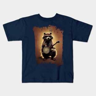 Raccool's playing banjo Kids T-Shirt